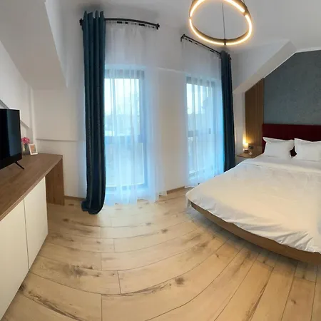 South Apartment *