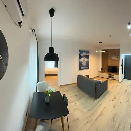 South Cu Statie Ihunt Ev Apartment