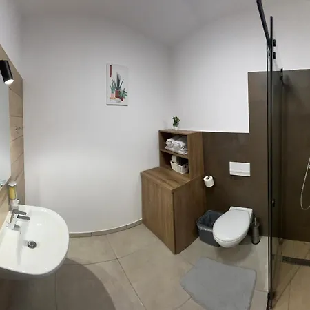 South Cu Statie Ihunt Ev Apartment *
