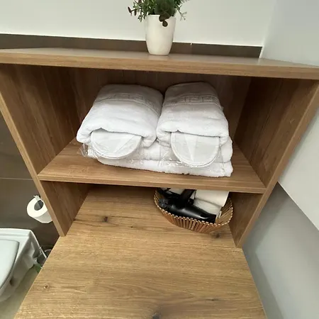 South Apartment *