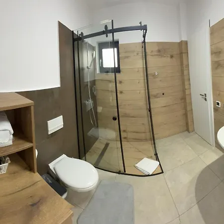 South Cu Statie Ihunt Ev Apartment *