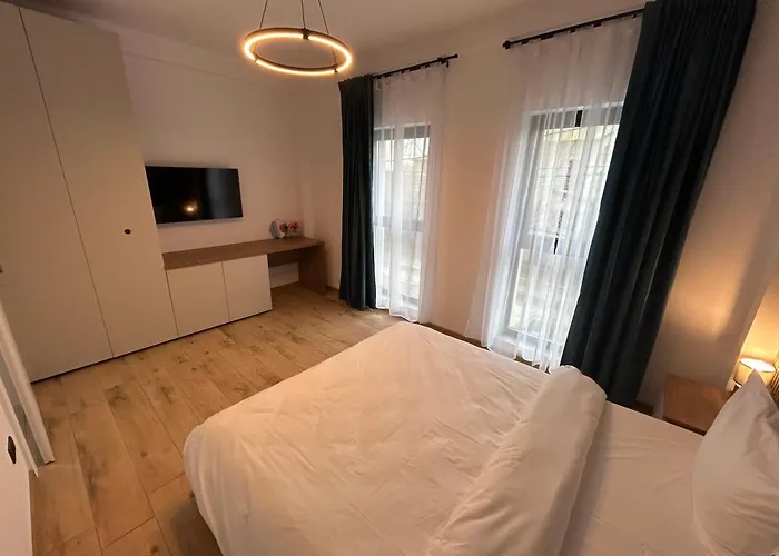 South Cu Statie Ihunt Ev * Timişoara