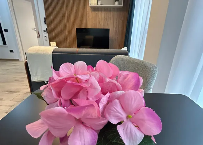 South Cu Statie Ihunt Ev Apartment *