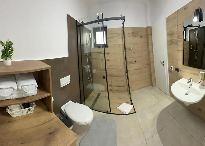 South Cu Statie Ihunt Ev Apartment *